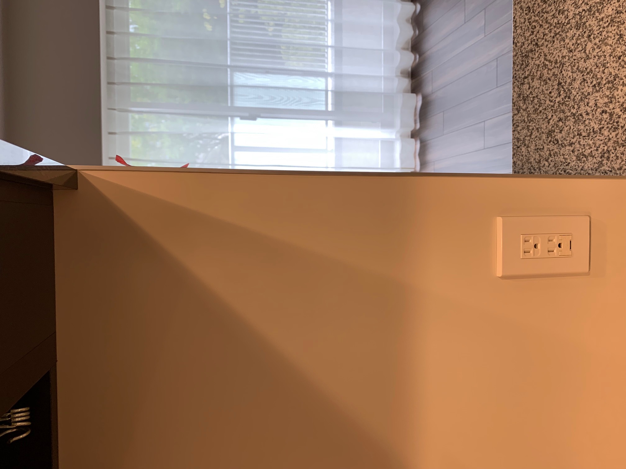 キッチンパネル欠け補修 After